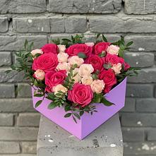 Цветочная композиция из Розы в коробке в Алатыри