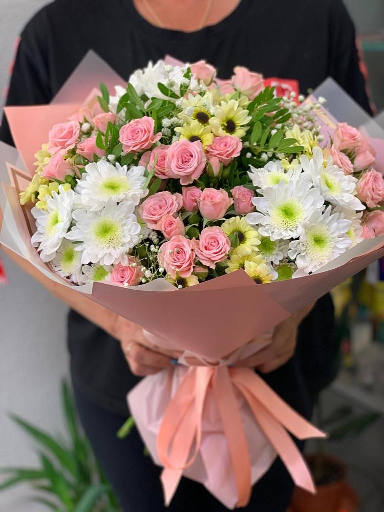 Букет цветов из: Розы и Хризантемы в Алатыри