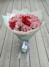 Букет цветов из:  Альстромерии в Алатыри