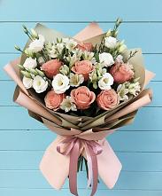 Букет цветов из:  Розы, Альстромерии и Лизиантусы в Алатыри