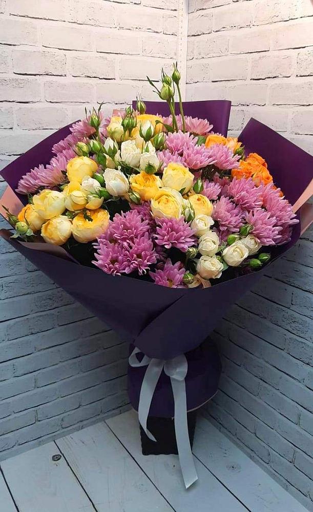 Букет цветов из: Хризантемы и Розы в Алатыри