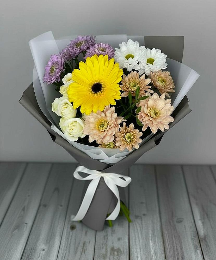 Букет цветов из: Розы, Герберы и Хризантемы в Алатыри