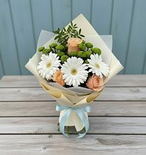 Букет цветов из:  Герберы, Розы и Хризантемы в Алатыри