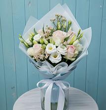 Букет цветов из:  Розы и Лизиантусы в Алатыри