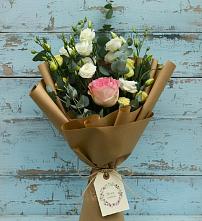 Букет цветов из:  Розы и Лизиантусы в Алатыри