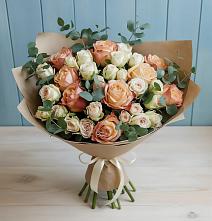 Букет цветов из:  Альстромерии и Розы в Алатыри
